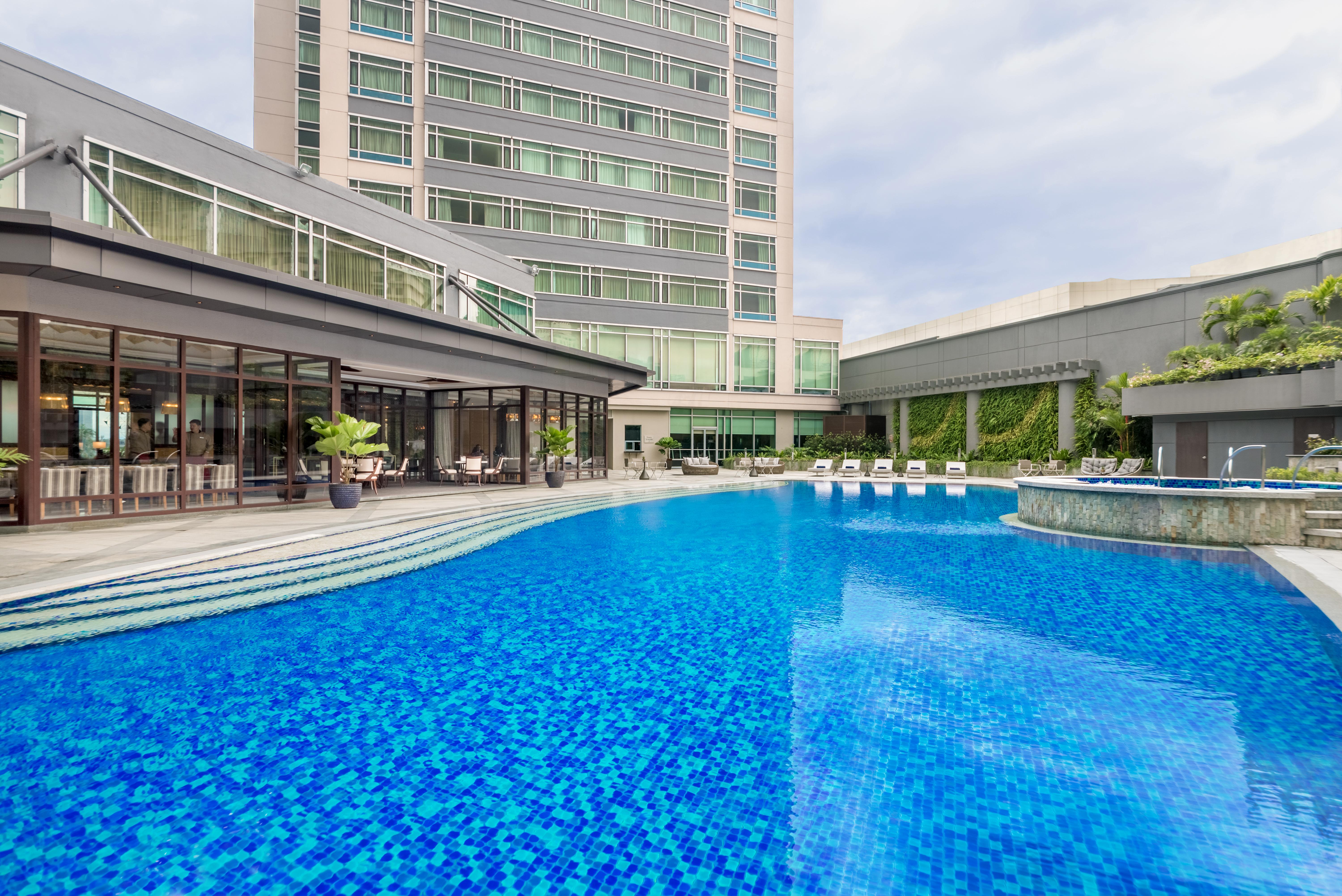 Готель Ascott Makati Makati City Екстер'єр фото