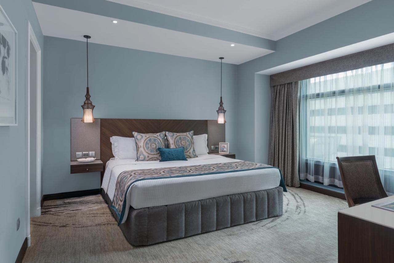 Готель Ascott Makati Makati City Екстер'єр фото